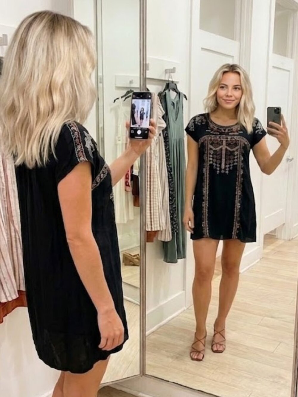 Women's Colorful Embroidered Boho Tunic Top Dress compare to Johnny Was Sz L
